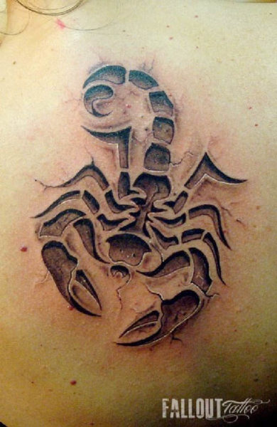 Skorpiono iškritimo tatuiruotė