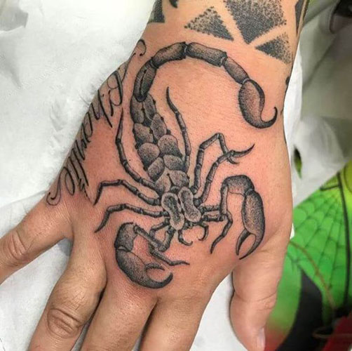 Geriausi „Scorpion“ tatuiruočių dizainai su nuotraukomis 3