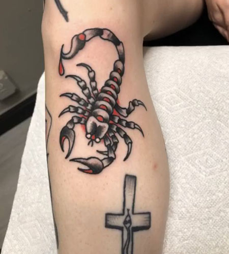 Geriausi „Scorpion“ tatuiruočių dizainai su nuotraukomis 4