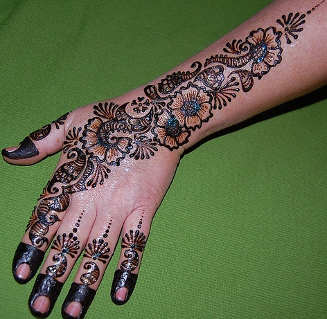 Naujausias Mehendi dizainas iš Asha Savla
