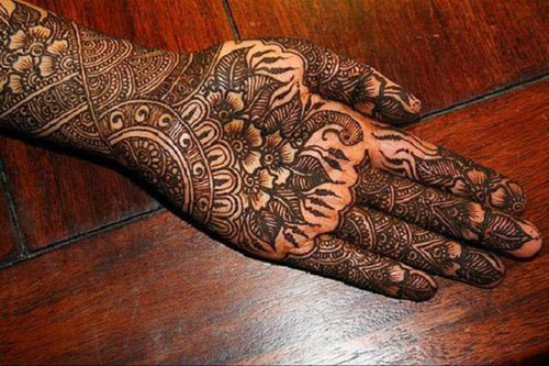Povas Asha Savla Mehendi dizainas