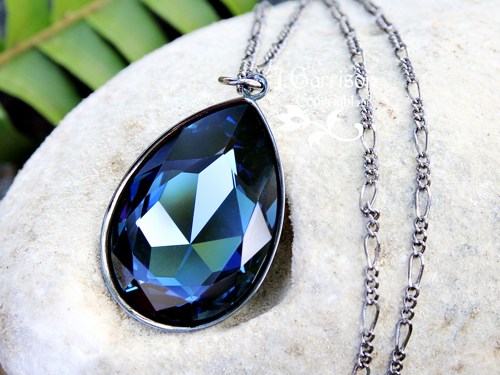 Deep Sapphire Crystal Stone karoliai