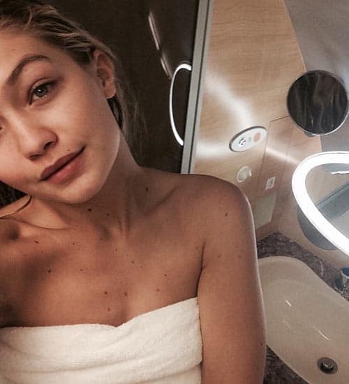 Gigi Hadid be makiažo 15