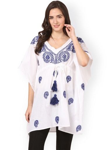 Beyaz ve Mavi Kaftan Chikan Kurta