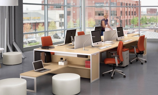 Modernūs bendri biuro baldai