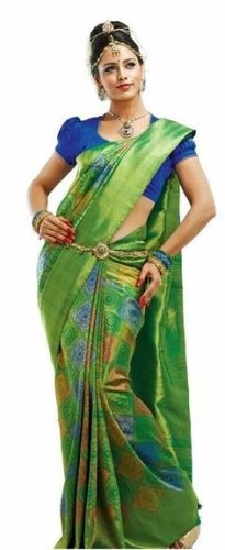 Sunki siuvinėta žalia Nalli Saree