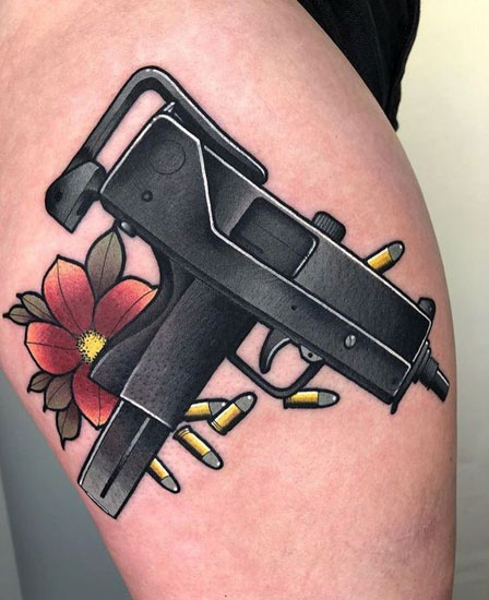 Geriausi ginklų tatuiruočių dizainai su nuotraukomis 6