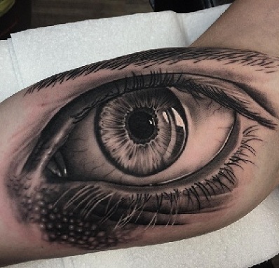 3D rankinės tatuiruotės dizainas