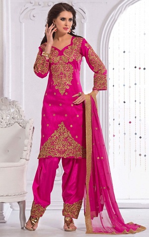 Siuvinėtas šilkas Salwar Kameez dizainas