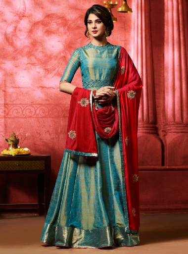 „Banarasi Silk Salwar Kameez“ dizainas