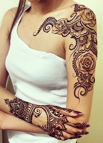 „Rose Arm Mehndi“ projektuoja arabų kalbą