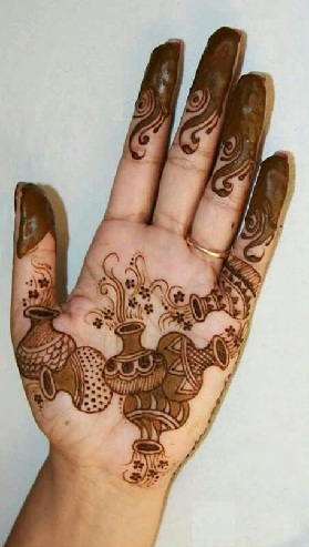 „Matki Pot Palm Mehndi“