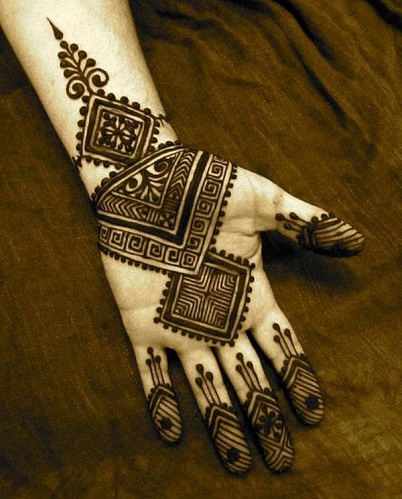 Arabų linija Palm Mehndi