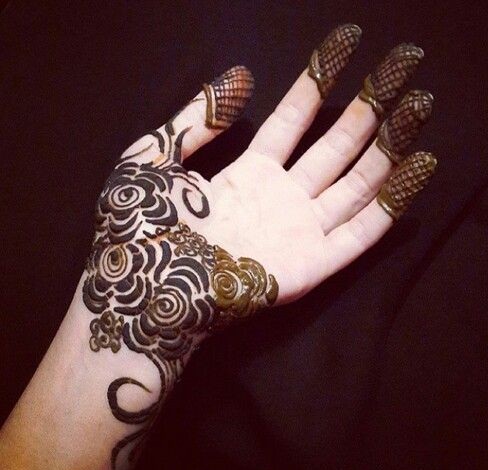 Rožinė palmė Mehndi