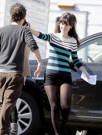Zooey Deschanel makyajsız 11
