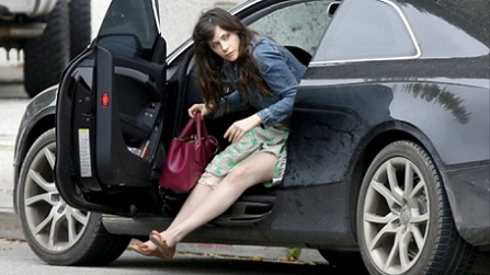 Zooey Deschanel makyajsız12