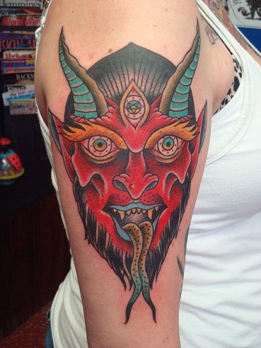 Velnio liežuvio tatuiruotės dizainas