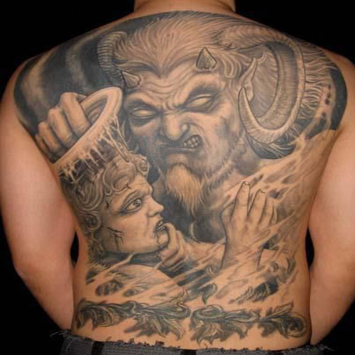 Destruktyvios velnio tatuiruotės ant nugaros vyrams