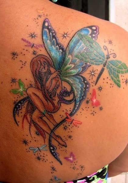 Pasakų drugelio tatuiruotė su žvaigždėmis moterims