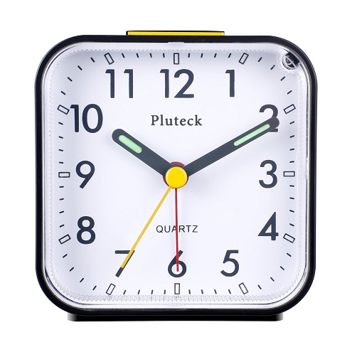 „Pluteck“ nežymintis mažas akumuliatoriaus laikrodis