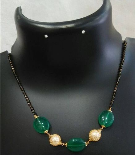 İnci ve Altın Toplar Mangalsutra