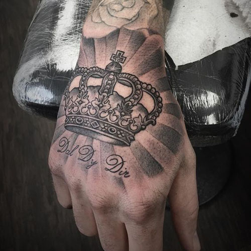 Geriausi karaliaus tatuiruočių dizainai