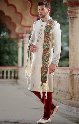 Sherwani Churidar kelnės