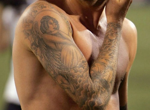 Angelo rankovių tatuiruotė ant Beckhamo dešinės rankos
