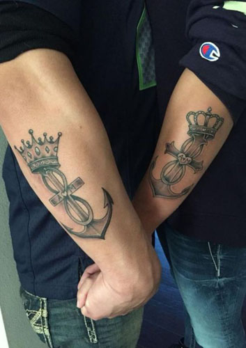 Karaliaus ir karalienės tatuiruotės geriausioms poroms 4