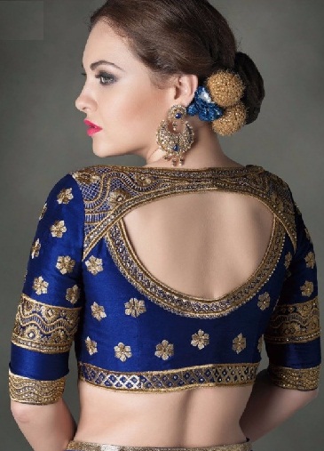 Pattu sarees10 için bluz arka boyun tasarımları