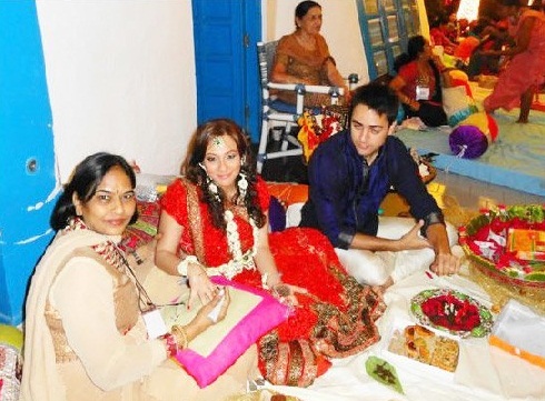 Geriausi Indijos Mehndi menininkai-Ekta ir Usha Shah