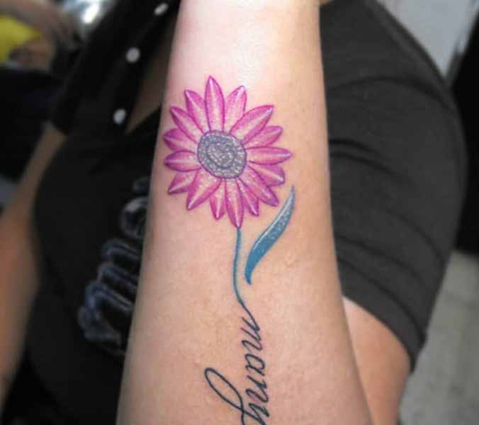 Violetinė Gerberos tatuiruotė