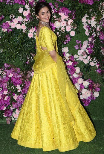 Geltonasis šilkas Lehenga