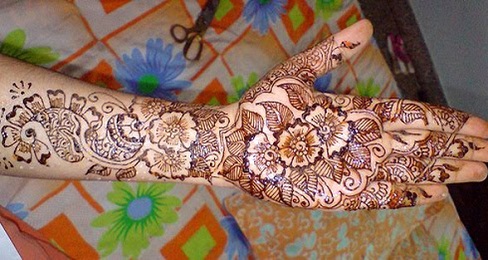 Gėlių tema „Marwari Mehndi Design“