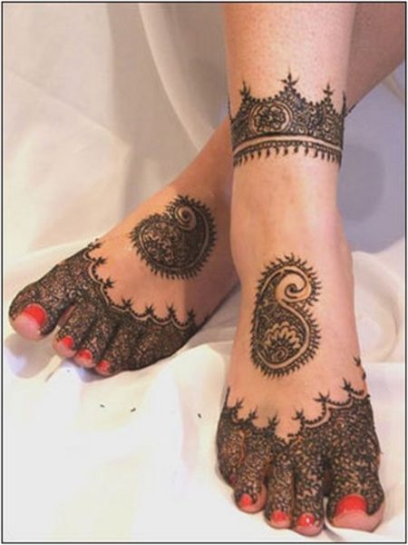 „Marwari Mehndi“ dizainas kojoms