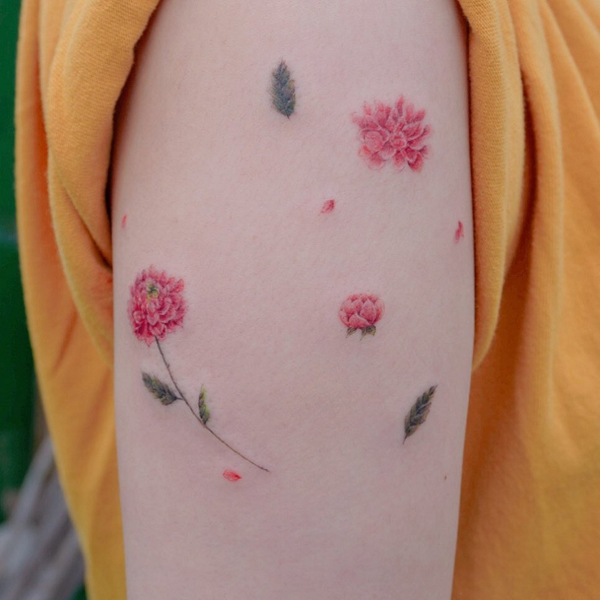 Mielas Dahlia tatuiruotės dizainas