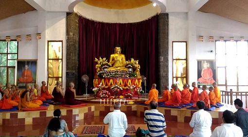 Haydarabad'daki Buda Tapınağı