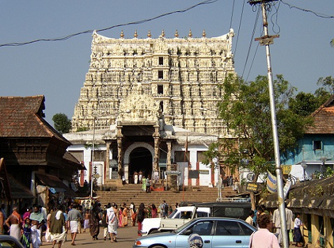 Thiruvanthapuram'daki Padmanabhaswamy Tapınağı