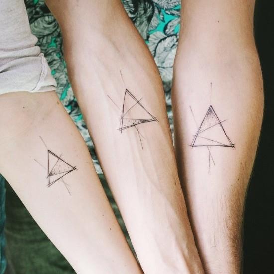 170 δημιουργικές ιδέες τατουάζ αδελφών και εμπνεύσεις γεωμετρικά μοντέρνα τρία τρίγωνα