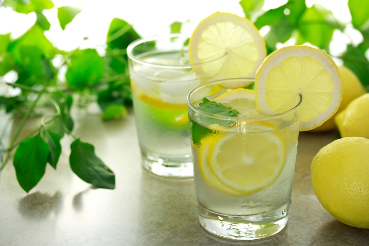 vandens su citrina nauda