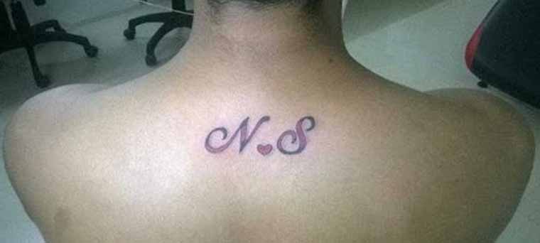 Miela N tatuiruotė ant nugaros