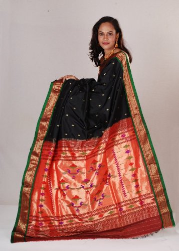 Pune Tasarımcısı Nauvari Saree