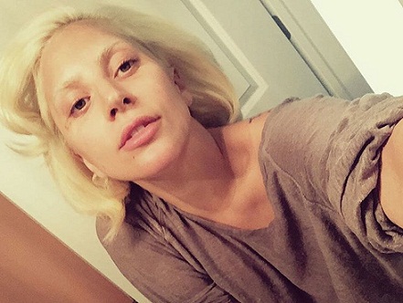 Lady Gaga makyajsız 9