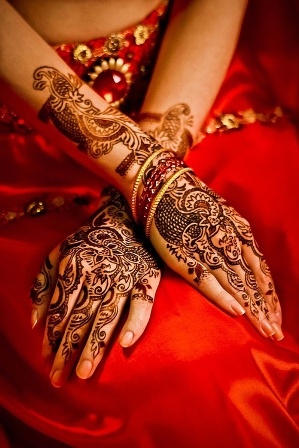 Mehandi dizainas jubiliejui