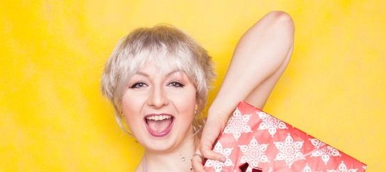„Pixie Cut“ riebiems ar apkūniems apvaliems veidams
