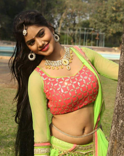 bhojpuri aktorės vardas su nuotrauka