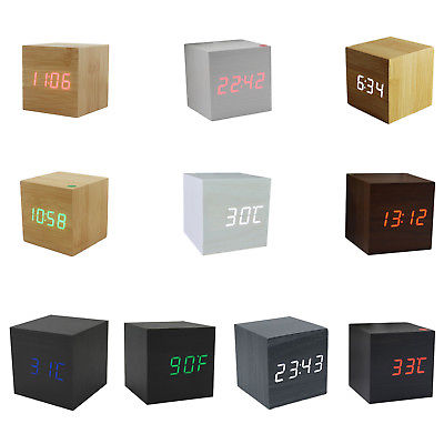 „Wood Cube“ LED ekrano stalo laikrodžio dizainas