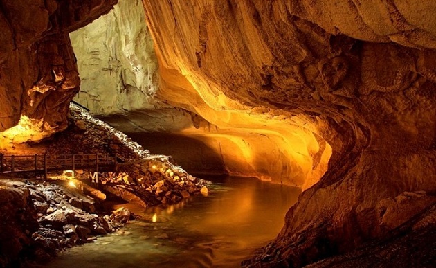 mulu-caves_malaysia-turist-yerler