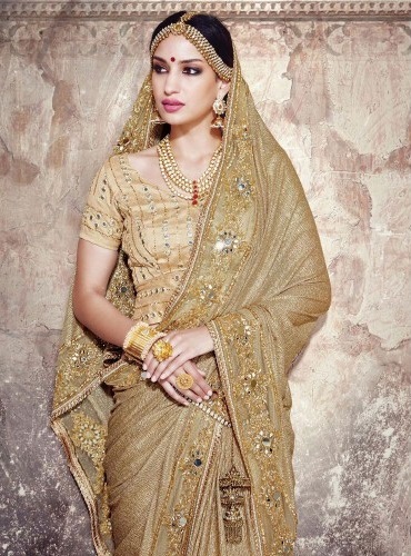 Altın İşlemeli Düğün Saree 11