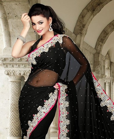 Majesteleri Siyah Saree